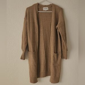 Olive & Oak Women's Tan Sweater Size S Academy Preppy